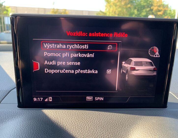 Audi Q2 14