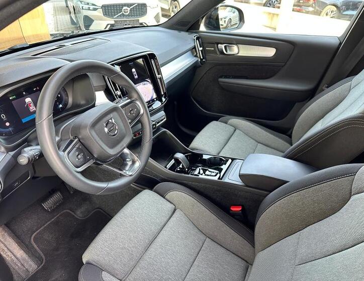 Volvo XC40 5