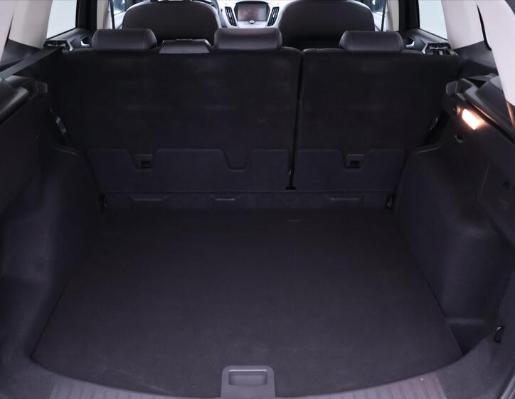 Ford Kuga 10