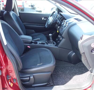 Nissan Qashqai 10