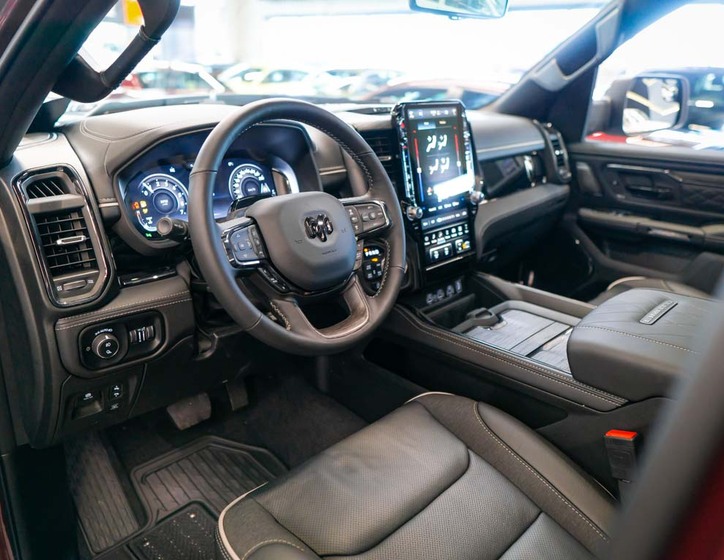 Dodge RAM 17