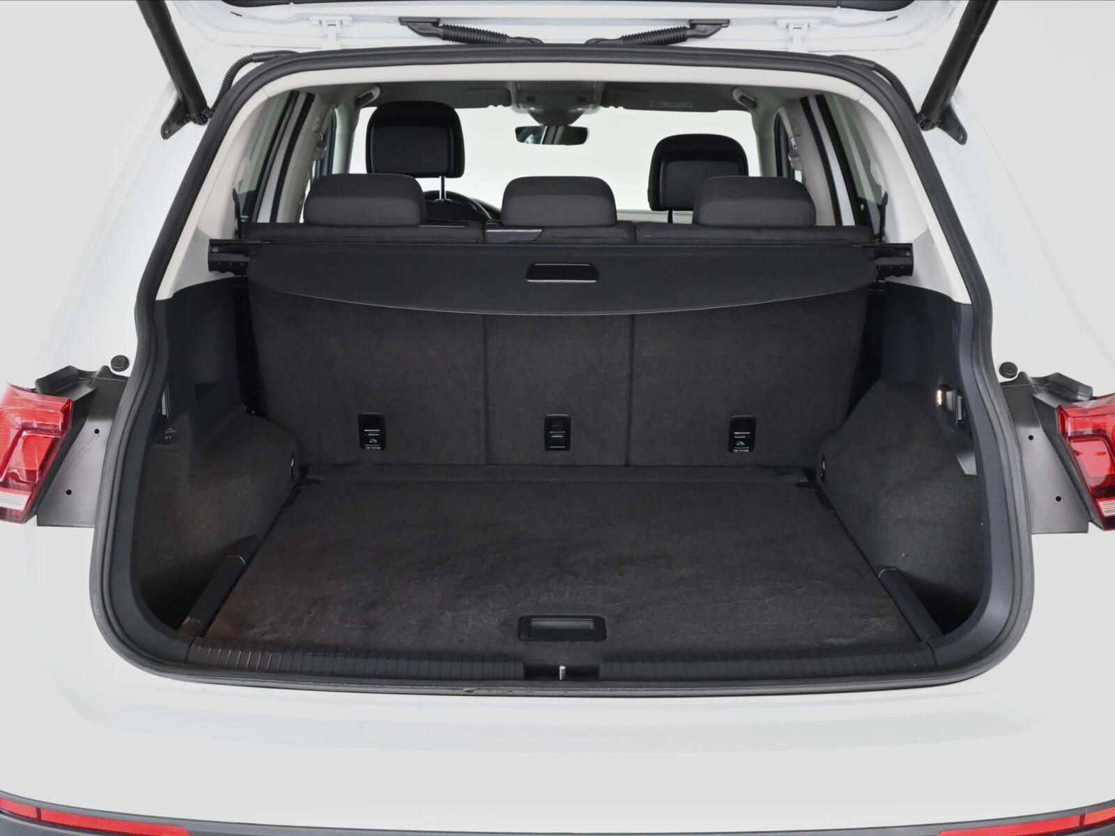 Volkswagen Tiguan Allspace 6