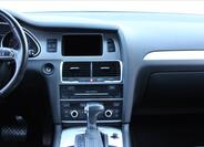 Audi Q7 24