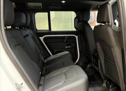 Land Rover Defender 24