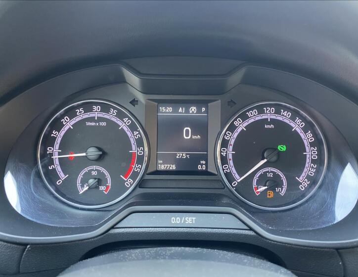 Škoda Octavia 23