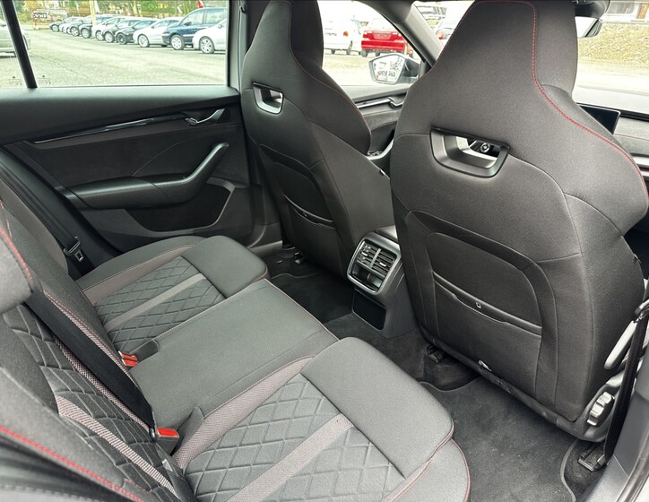 Škoda Octavia 16