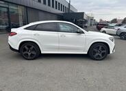 Mercedes-Benz GLE 8
