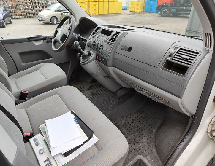 Volkswagen Transporter 14
