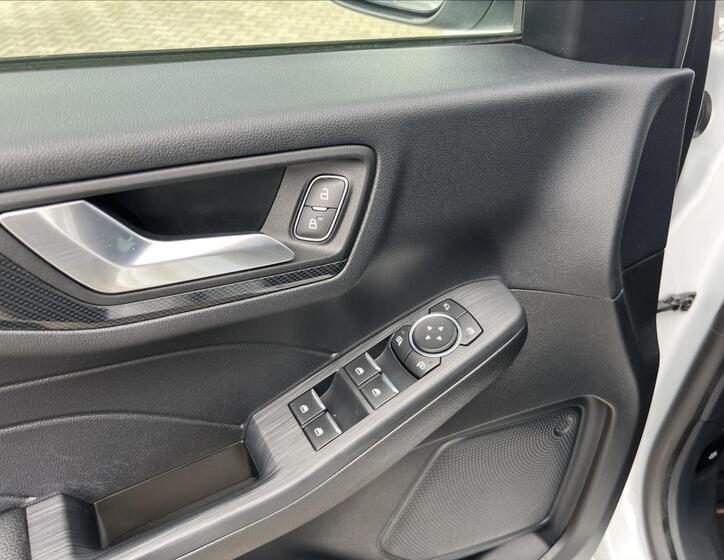Ford Kuga 23