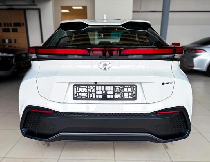 Toyota C-HR 5