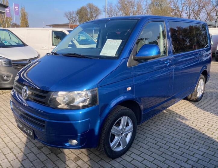 Volkswagen Caravelle 1