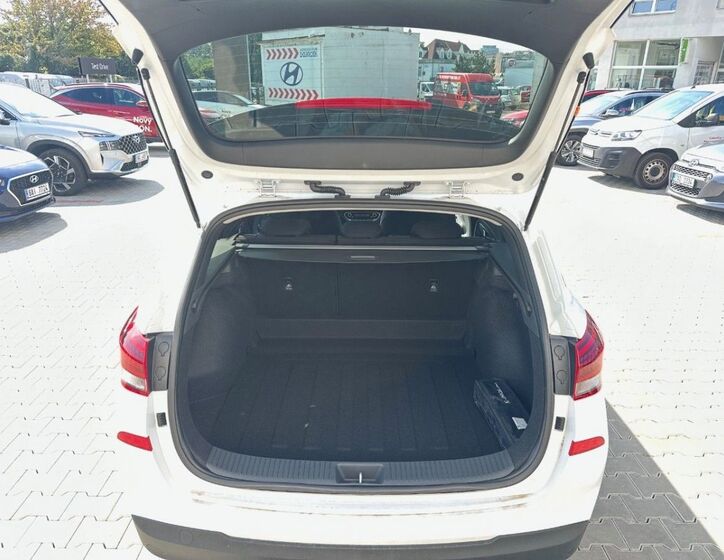 Hyundai i30 5
