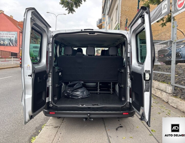 Renault Trafic 7