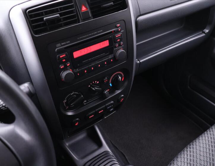 Suzuki Jimny 18