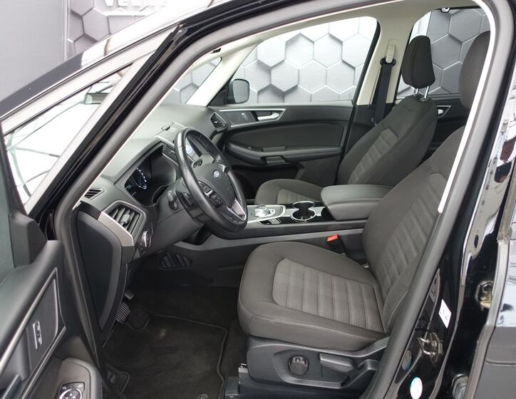 Ford Galaxy 24