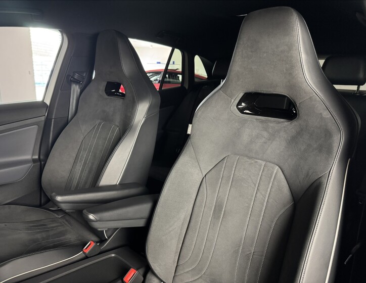 Volkswagen ID.4 24