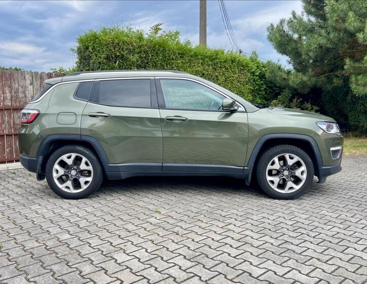 Jeep Compass 7