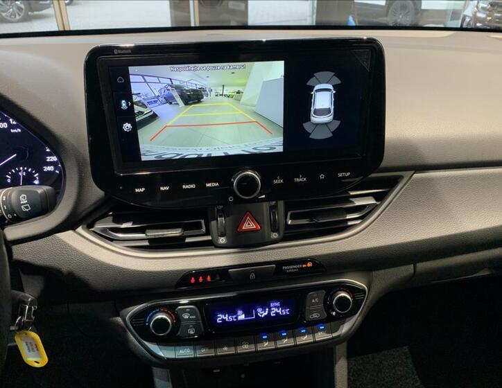 Hyundai i30 38