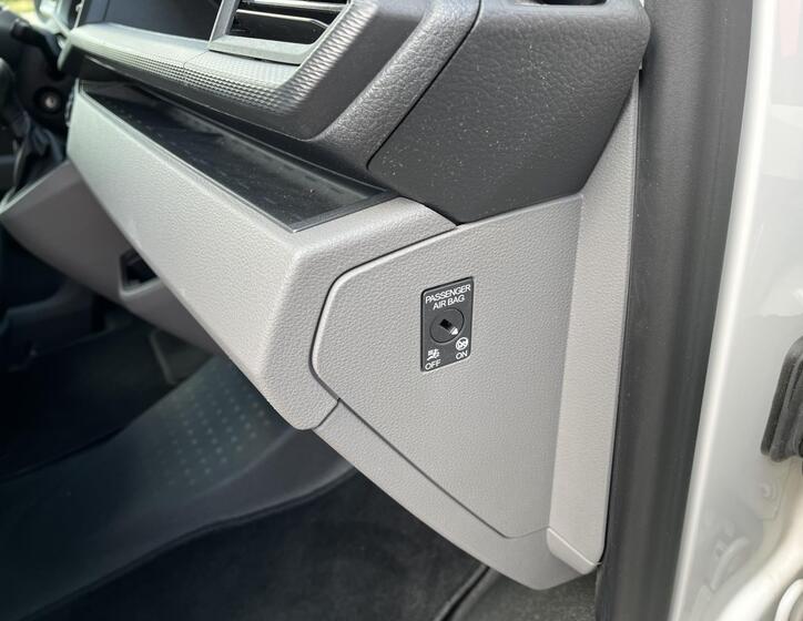 Volkswagen Caravelle 15