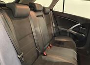 Toyota Avensis 8