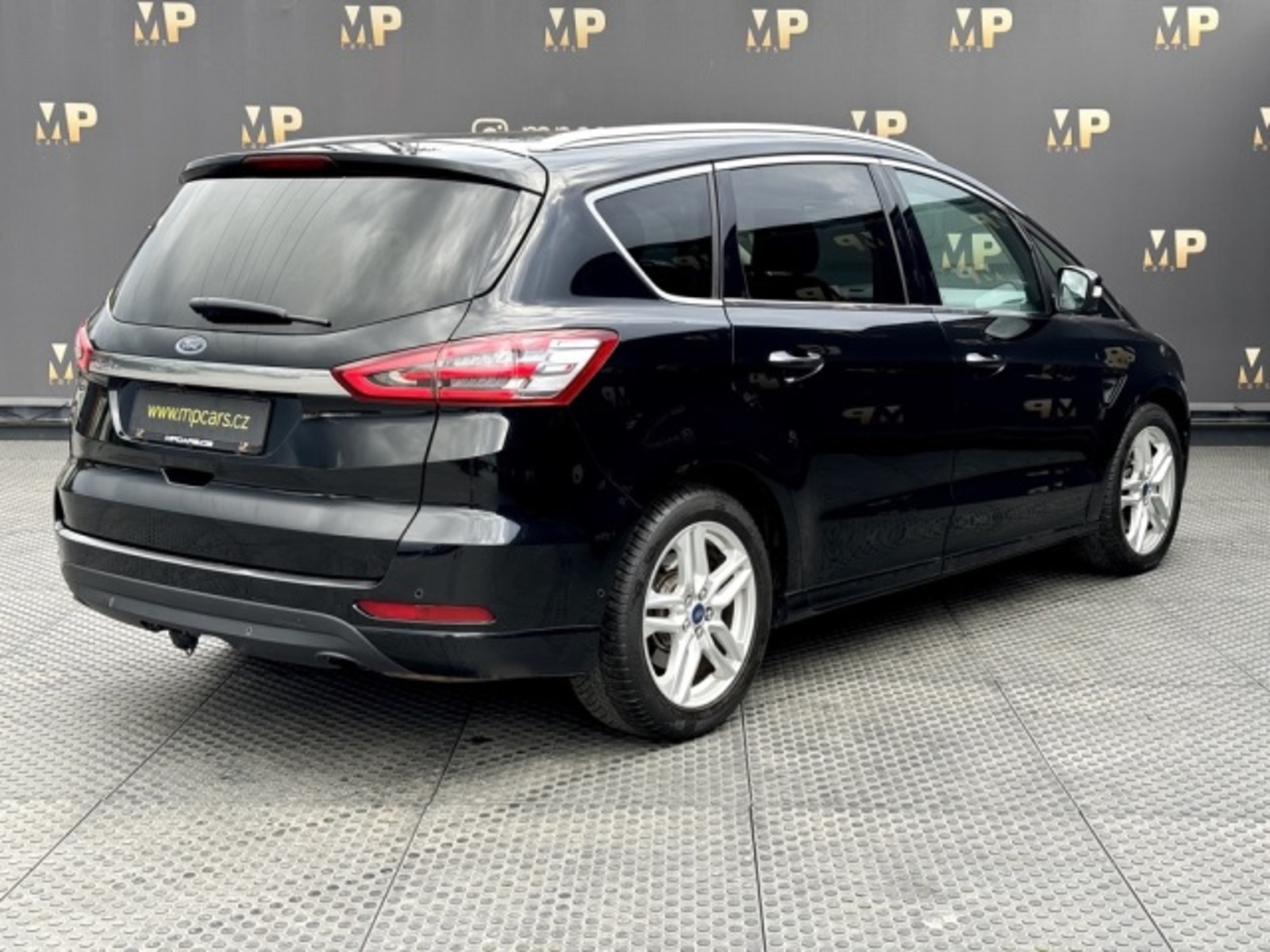 Ford S-MAX 4