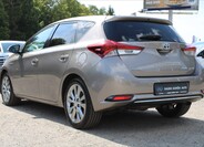 Toyota Auris 7