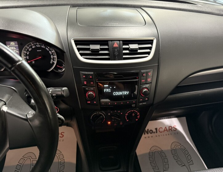 Suzuki Swift 18