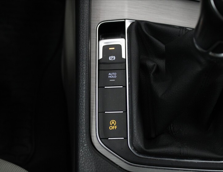 Volkswagen Golf Sportsvan 12