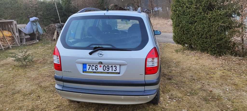 Opel Zafira