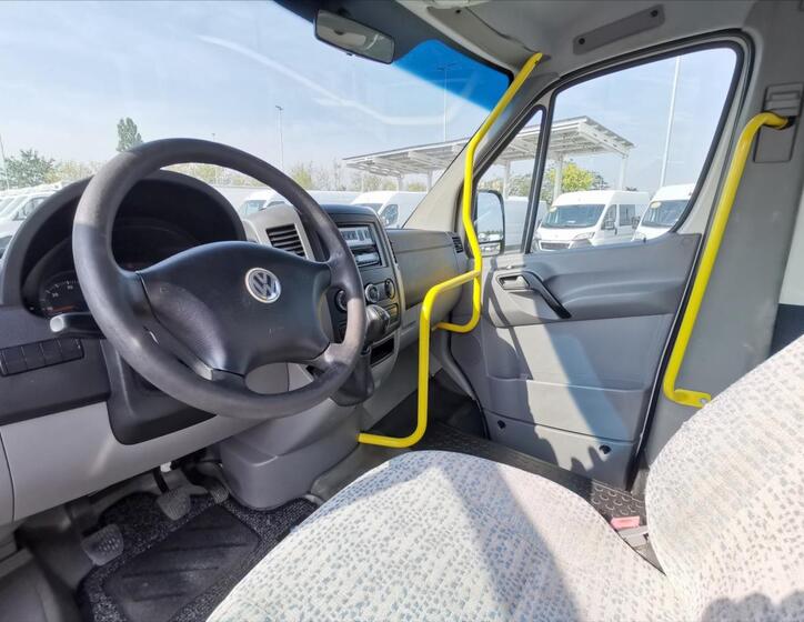 Volkswagen Crafter 6