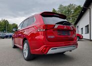Mitsubishi Outlander 3