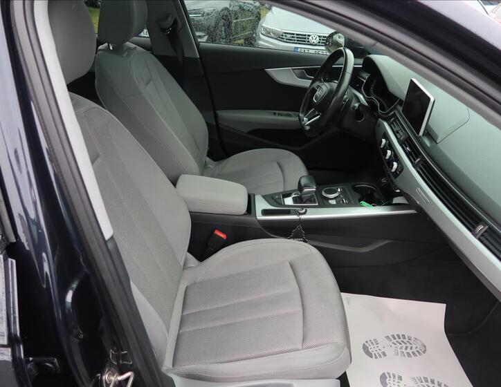 Audi A4 Allroad 13