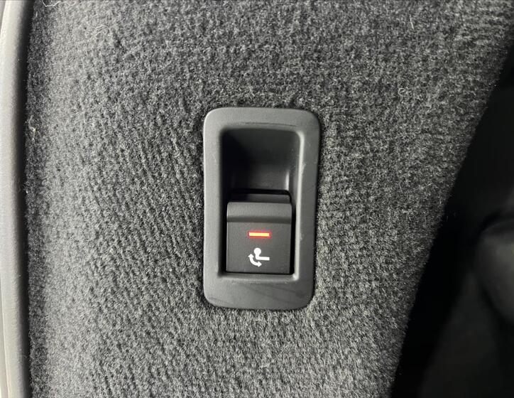 Audi S6 32