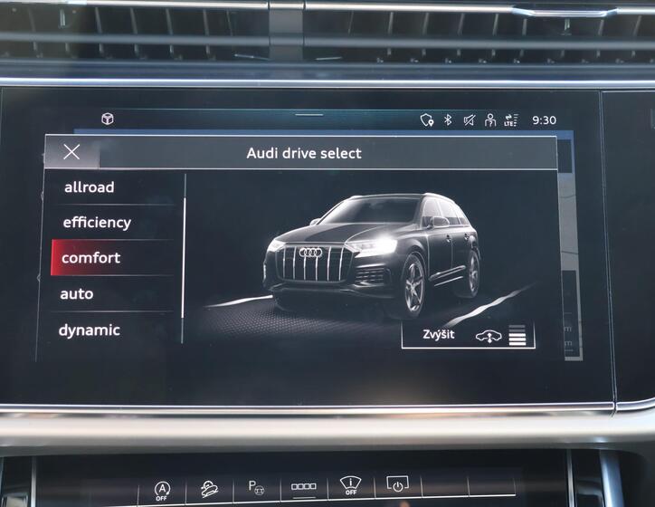 Audi Q7 31