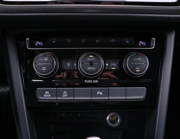 Volkswagen Touran 30