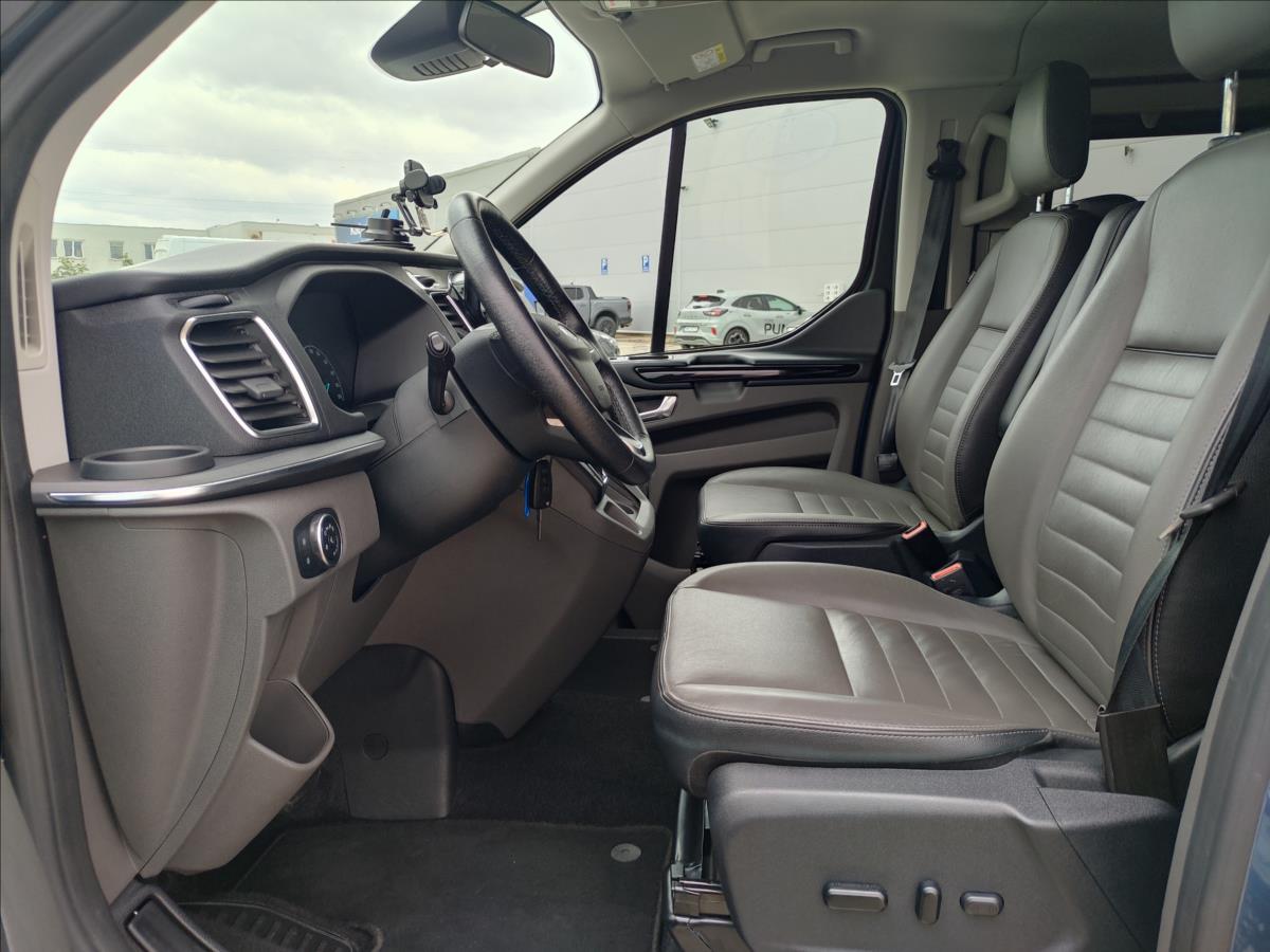 Ford Tourneo Custom