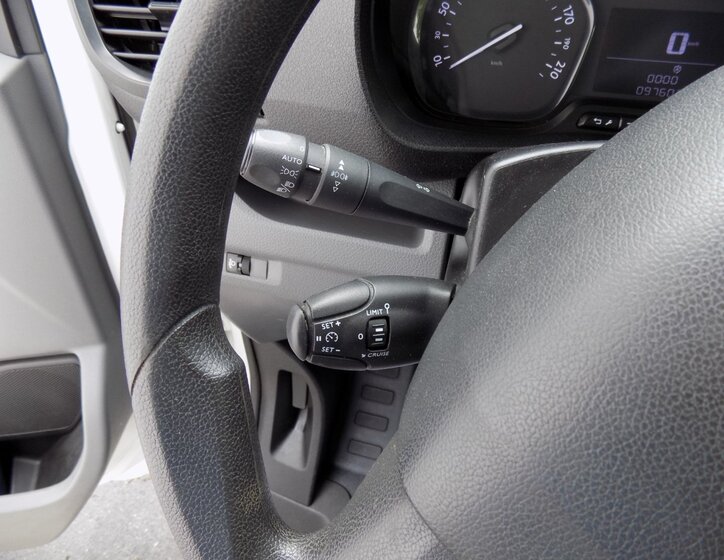 Peugeot Expert 19