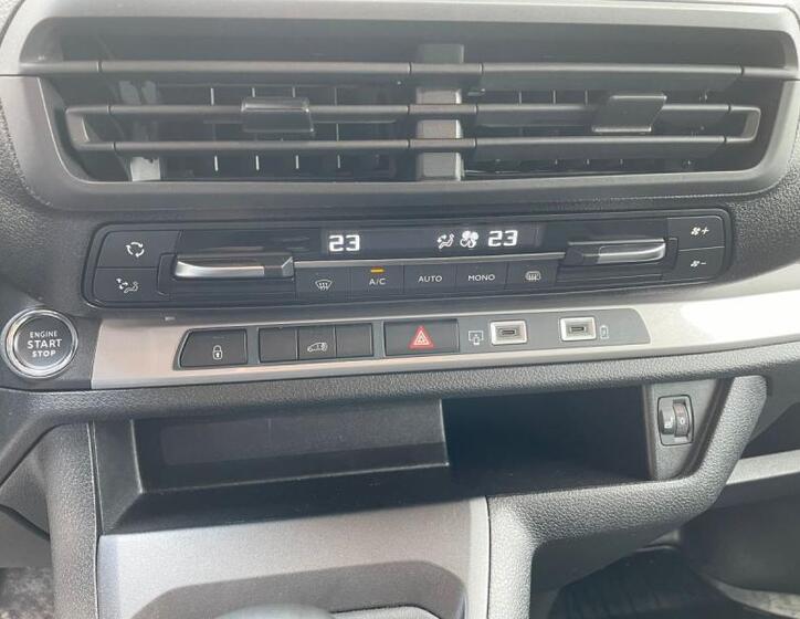 Toyota ProAce 23