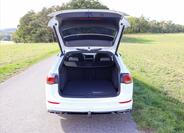 Volkswagen Golf 9