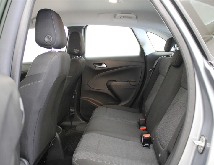 Opel Crossland X 7