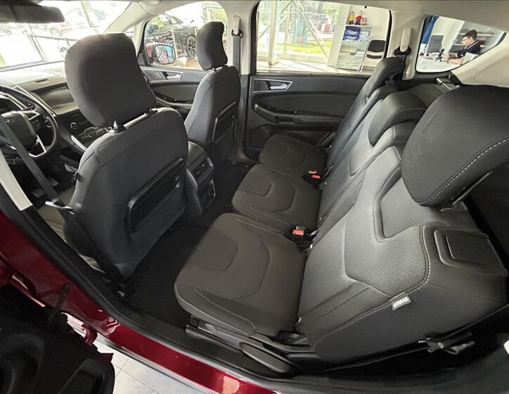 Ford S-MAX 31