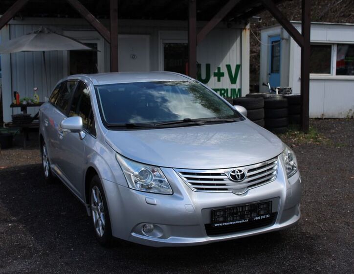 Toyota Avensis 3
