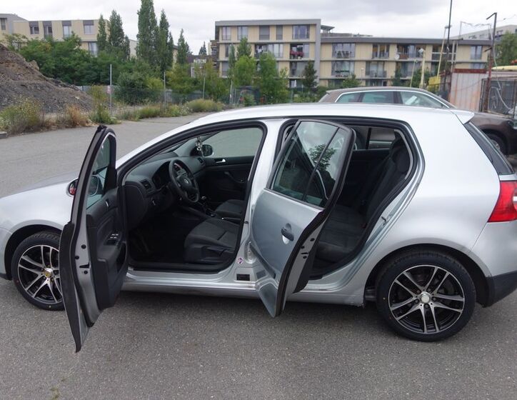 Volkswagen Golf 12