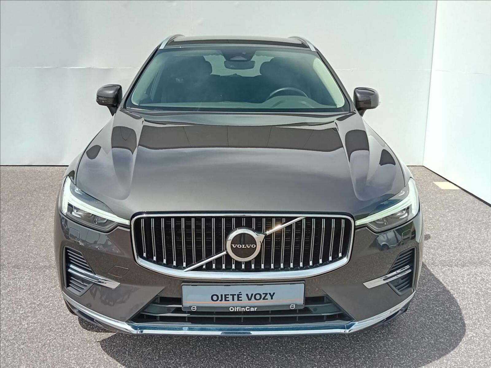 Volvo XC60 4