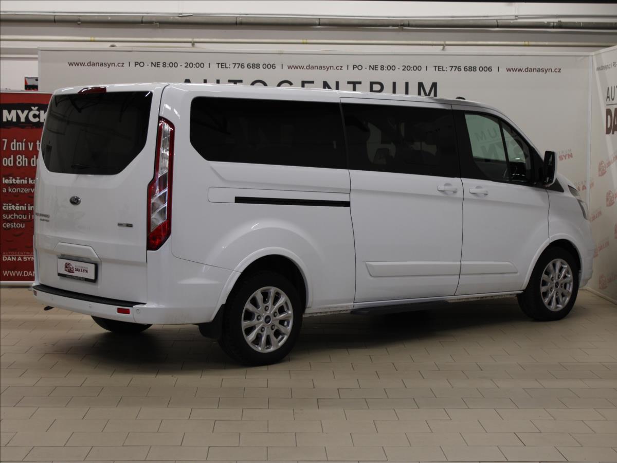Ford Tourneo Custom