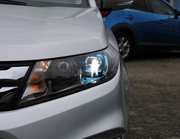 Suzuki Vitara 32