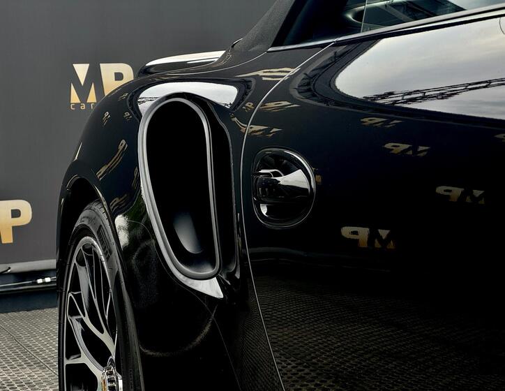 Porsche 911 36