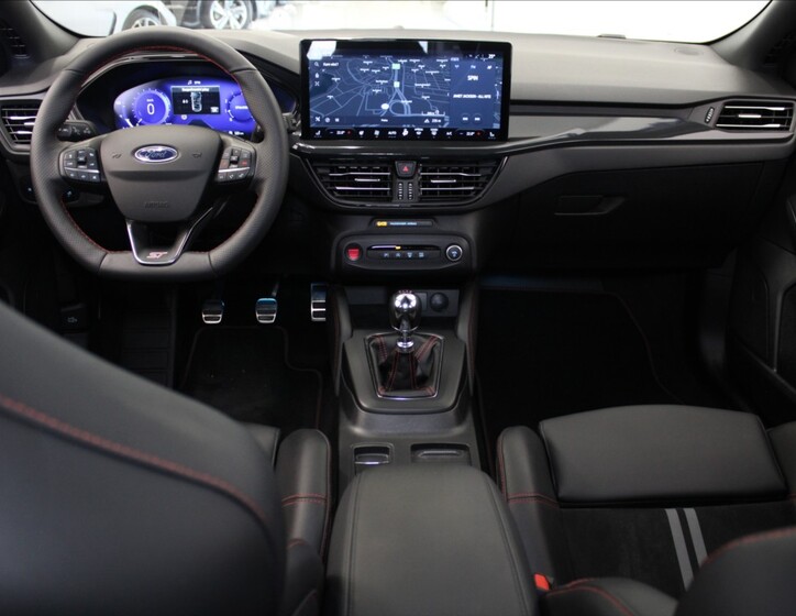 Ford Focus 8