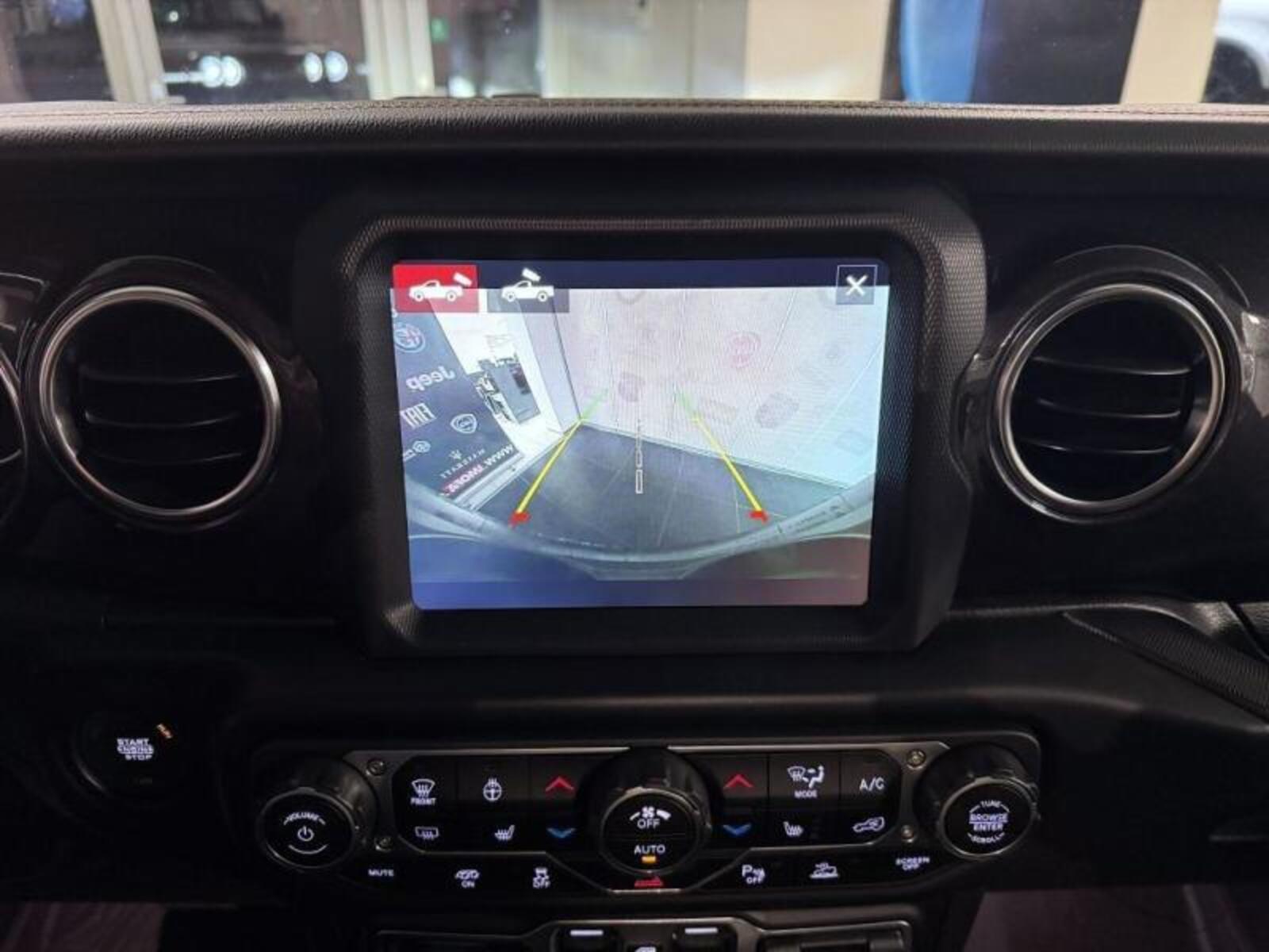 Jeep Wrangler 18