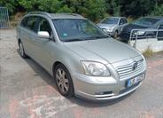 Toyota Avensis 16